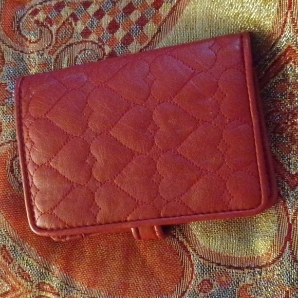 GUC Cute Old Navy Heart Quilted Wallet - Picture 9 of 11
